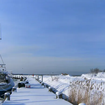 Gollwitzer Park - Insel Poel-5 By Interhome *